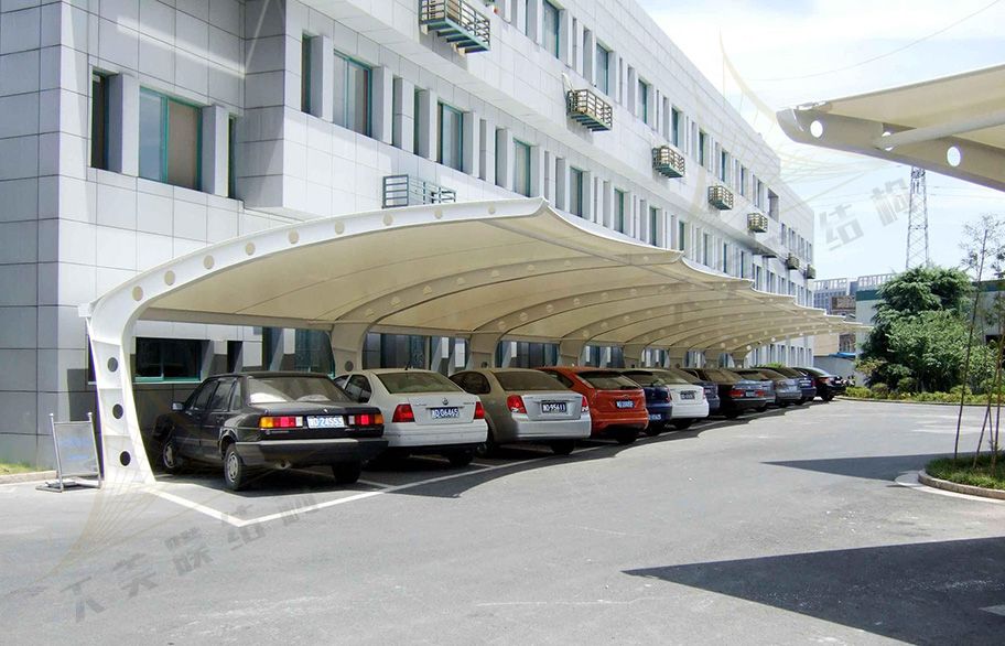 膜結(jié)構(gòu)車棚 膜結(jié)構(gòu)車棚
