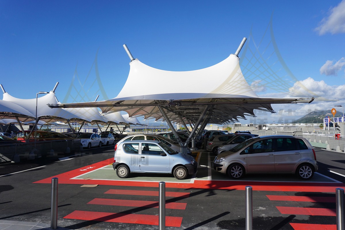膜結(jié)構(gòu)車棚 膜結(jié)構(gòu)車棚