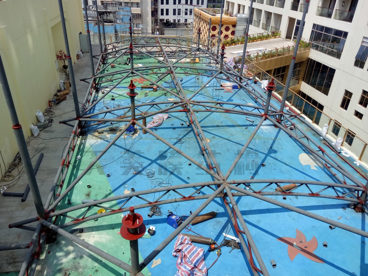 膜結(jié)構(gòu)篷房