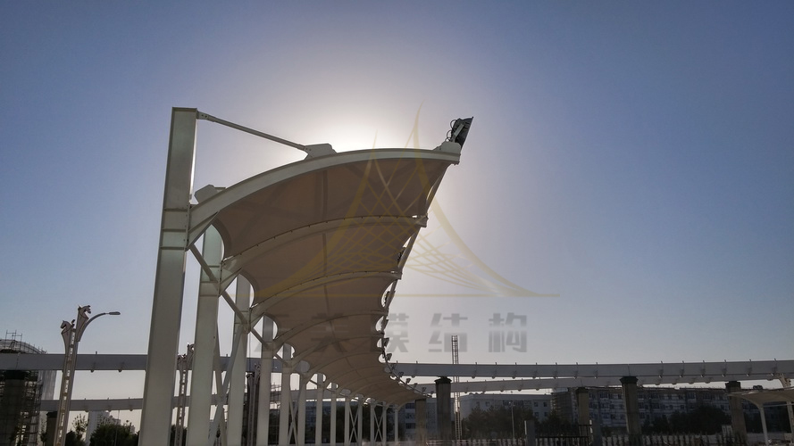 遮陽(yáng)膜結(jié)構(gòu)