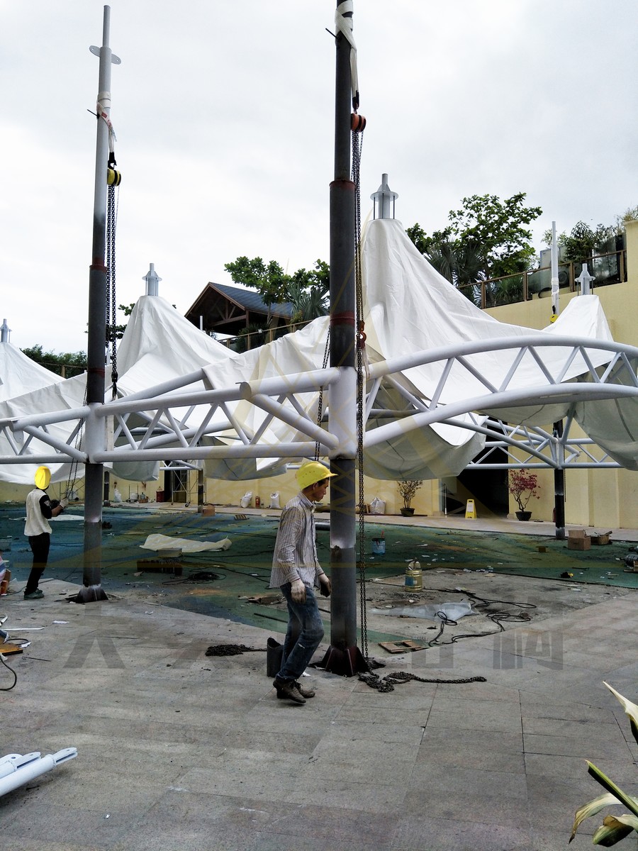 膜結(jié)構(gòu)篷房