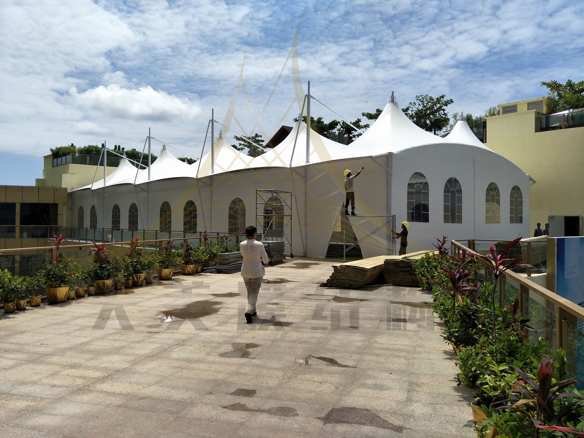 膜結(jié)構(gòu)篷房