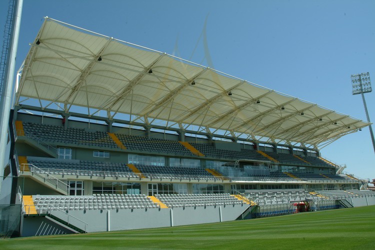 體育看臺膜結構