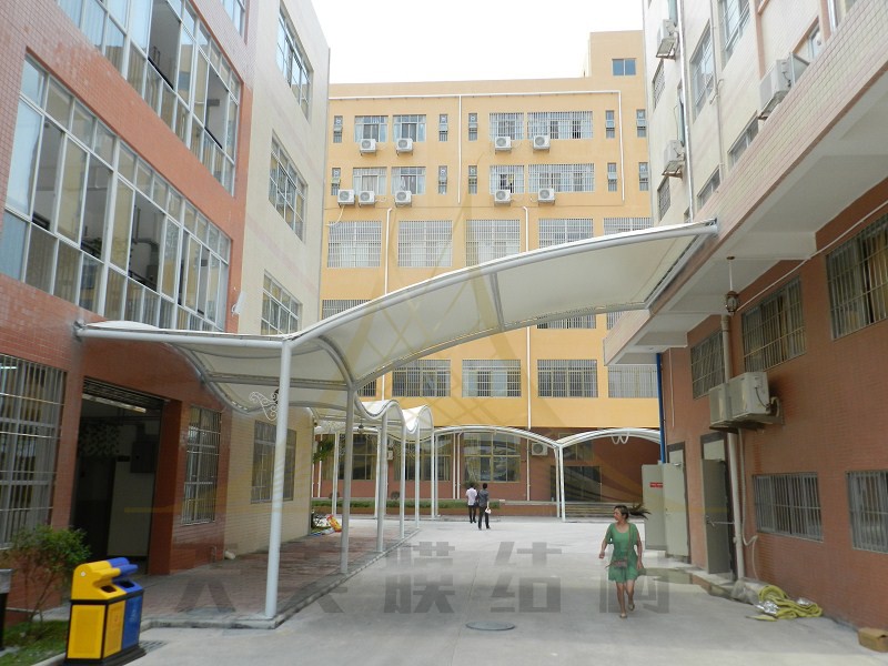 膜結(jié)構(gòu)遮陽連廊